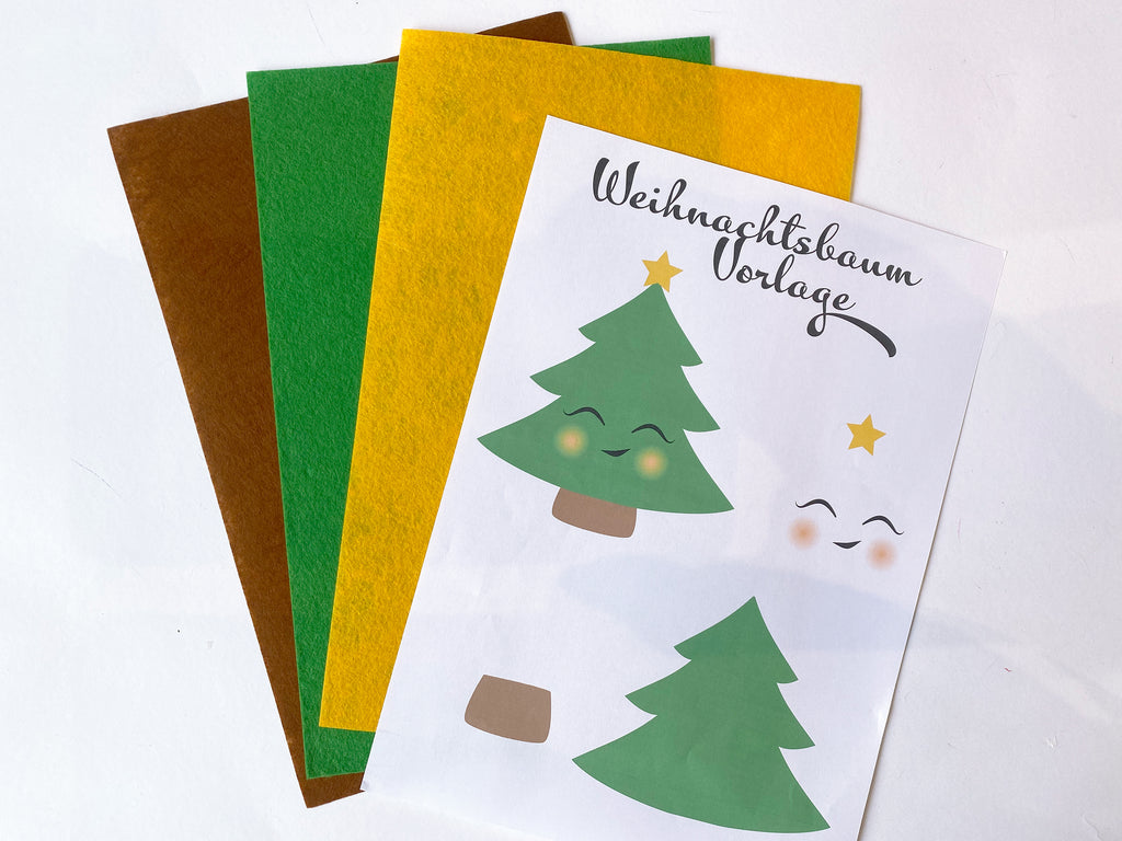 Filzplatten farblich passend zur Weihnachtsbaumvorlage