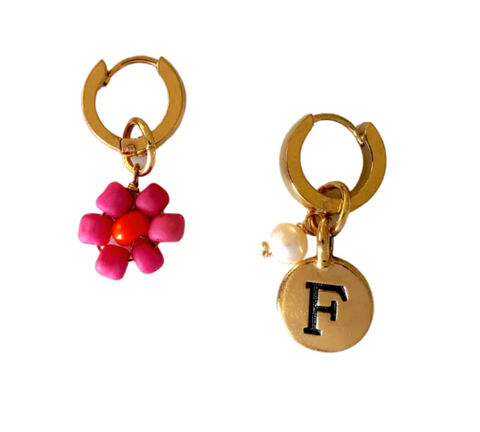 peronalize daisy and letter charm huggie earrings