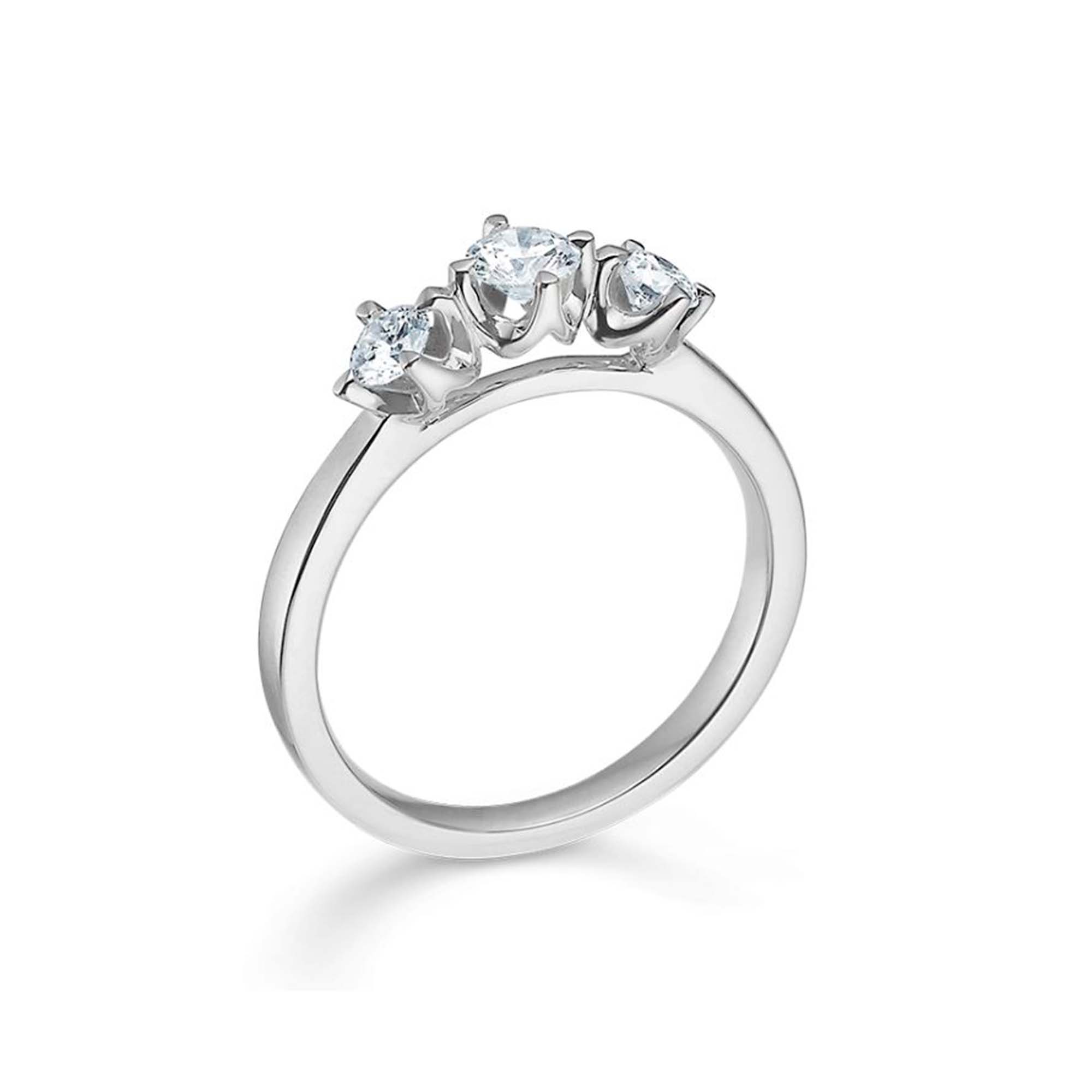 Se Mads.Z - Crown Trinity ring 1641756 hos Vibholm.dk