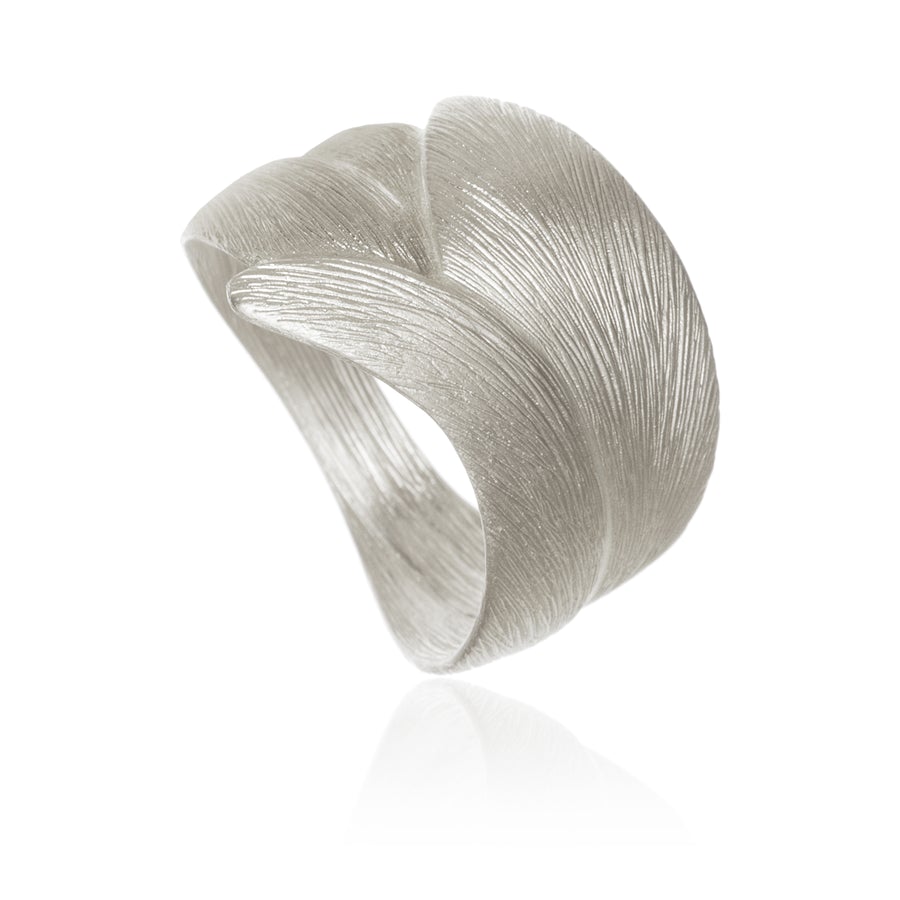 Se Dulong Fine Jewelry - Aura ring, stor aur3-f1070 hos Vibholm.dk