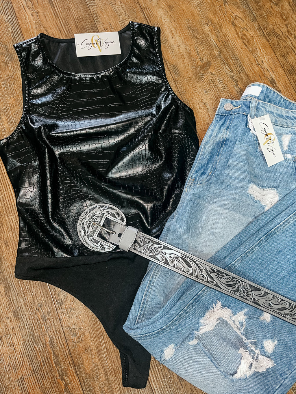 SALE 🚨 Barbara Lace Bodysuit $5.00 🚨 Alexa Faux Leather Jacket $10.00 🚨  Valeria Boyfriend Jeans $10.00 🚨 Cowgirl Felt Hat $20.00 . 📷…