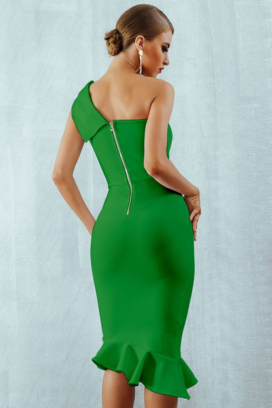 Solid Color Fishtail Hem Tight Dress - DezyMart™