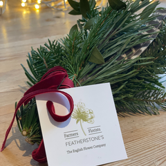 Festive foliage just perfect for a Christmas place setting. 