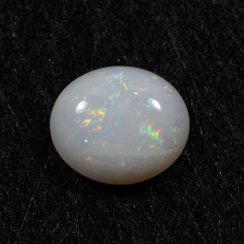 Australian Opal 3.955 ct White Opal 14.4 x 10.6 x 4mm – Stone to 