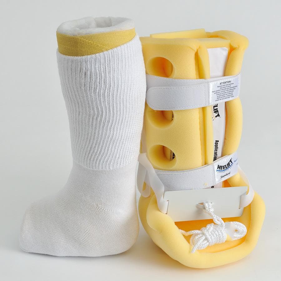 Extra Wide Unisex Medical Crew Socks in White