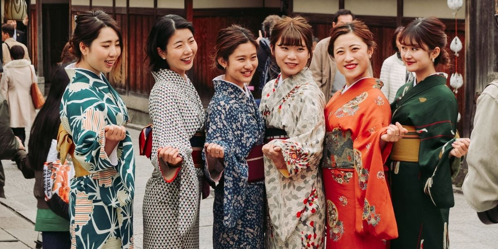 What does the Japanese Kimono Represent? - Eiyo Kimono