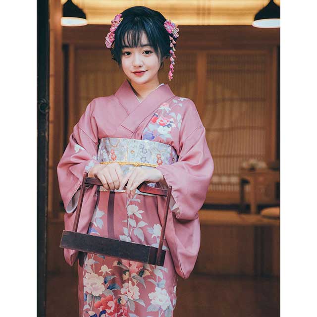 Yomorio Traditional Japanese Kimono Robe Floral Printed Long Yukata Co –  YOMORIO