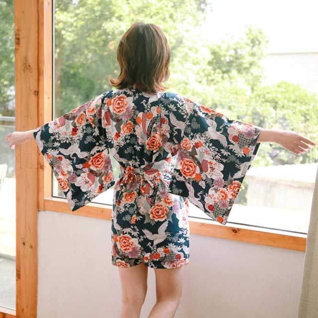 Short Kimono Robe