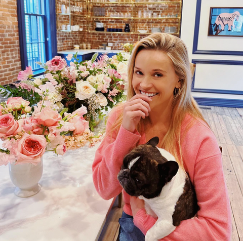reese witherspoon and fresh cut flowers