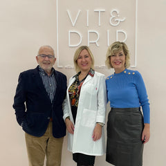 Dres. Germaine Escames y Darío Acuña en Vit&Drip Center