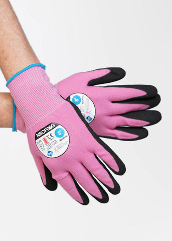 nbcf-pink-gloves