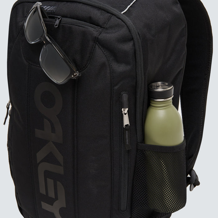 Oakley Enduro 20L  Backpack (Blackout) — TorbayMX