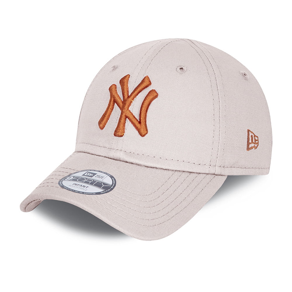 new york yankees trapper hat