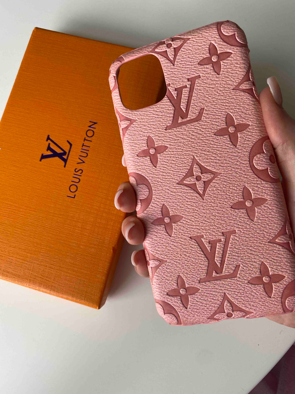 LV White Embossed Fabric Phone Case – JJ Customs