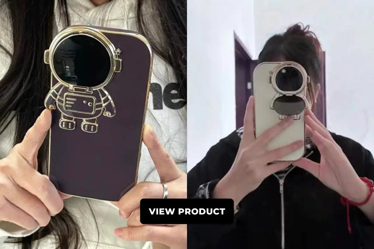 2 girls hold 2 different colors for 3D Astronaut iPhone case