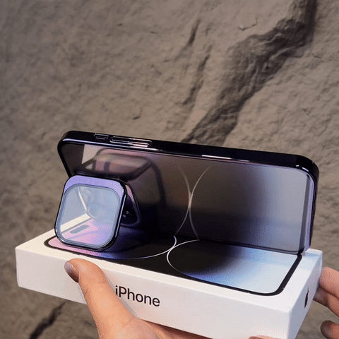 a iPhone clear case with hidden kickstand shows on the iPhone box