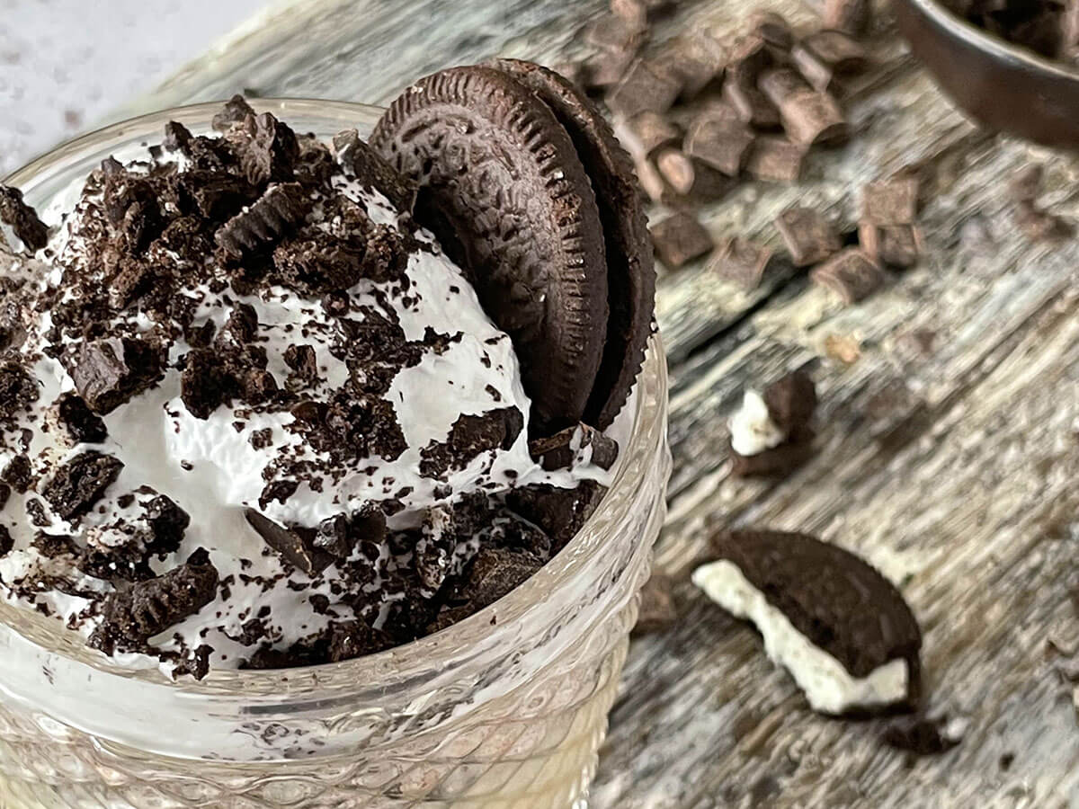 Vegan Cookies and Cream Frappe