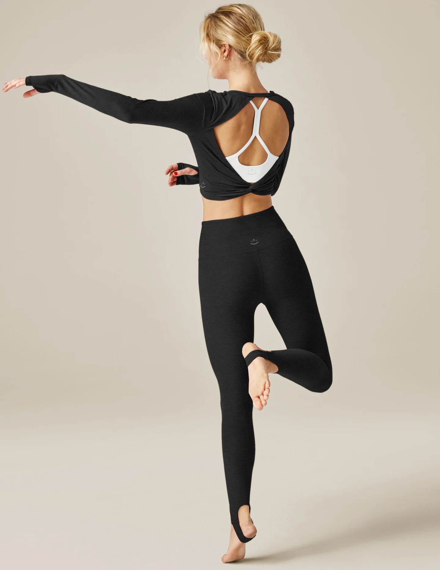 Beyond Yoga Spacedye Out Of Pocket High Waisted 7/8 Yoga Leggings at  YogaOutlet.com - Free Shipping –