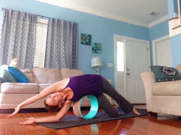 how to use a yoga wheel