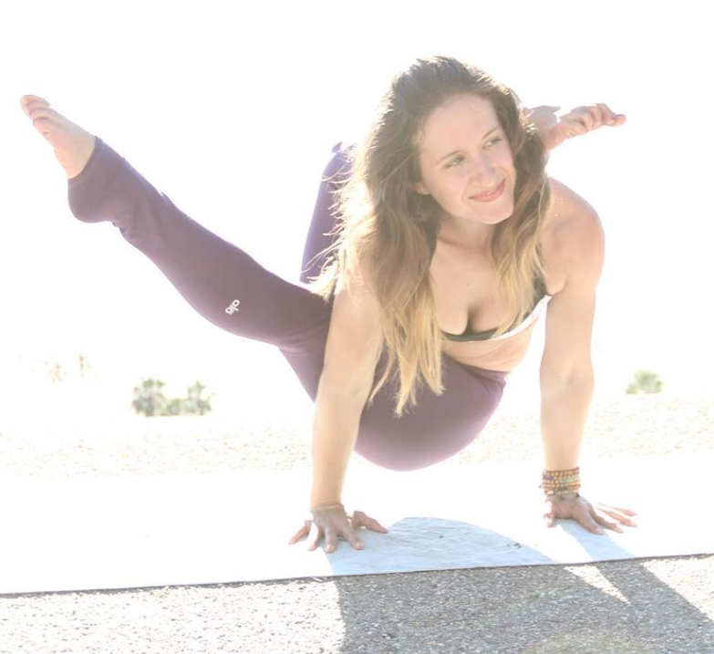 Evolve Yogi Spotlight: Instagram's MacKenzie Miller