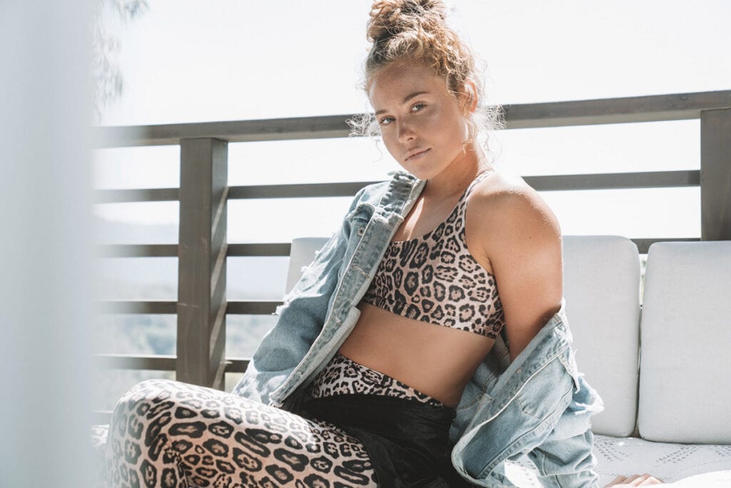 Onzie Chic Leopard Yoga Bra – Yogi Spirit