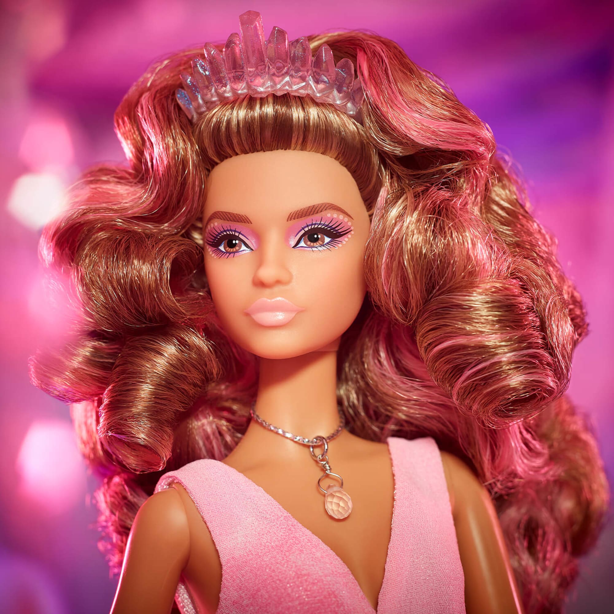 Barbie Signature Music Series 2021 - Elvis Presley - ToyShnip