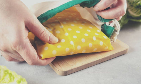 Beeswax wrap around a sandwhich