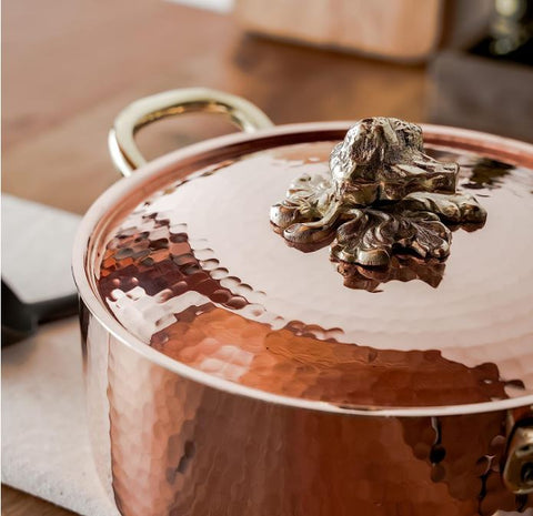 Copper farmhouse pot