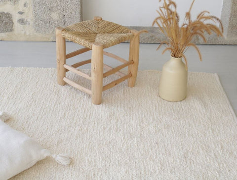 Cream rug for farmhouse kitchen