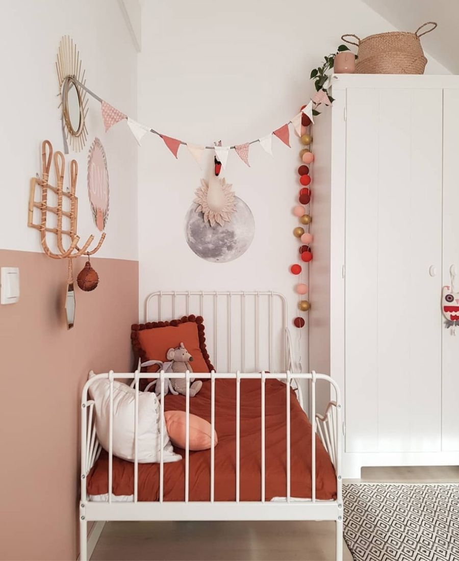 Ciel de lit bébé terracotta – Déco Chambre Bébé