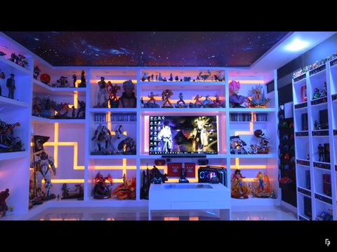 Gamers and tech enthusiasts are now repurposing their PC cases into action figure display cases, combining their love for computers and anime