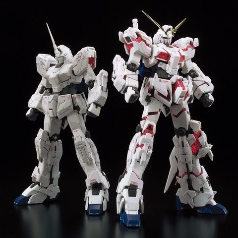 Gundam Unicorn transforms from Unicorn mode to Destroy mode