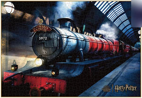 Unite the iconic Hogwarts Express scene, piece by magical piece