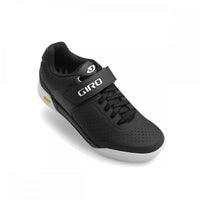 biketart Giro Chamber II MTB Shoes | biketart Rewards + Free Delivery Over £50 | 0% Finance Available on all Bikes