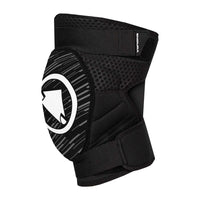 biketart Endura SingleTrack Knee Pads II | biketart Rewards + Free Delivery Over £50 | 0% Finance Available on all Bikes