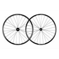 biketart ENVE MTB Foundation AM30 Carbon Wheelset - Centre Lock | biketart Rewards + Free Delivery Over £50 | 0% Finance Available on all Bikes