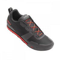 biketart Giro Tracker Fastlace MTB Shoe | biketart Rewards + Free Delivery Over £50 | 0% Finance Available on all Bikes