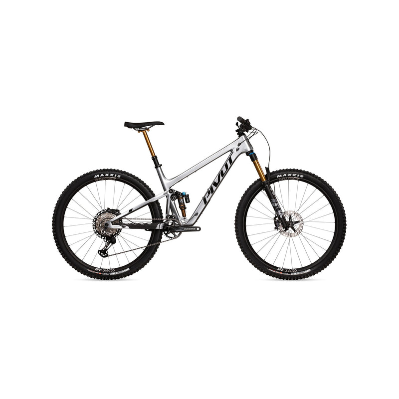 biketart Pivot Cycles Trail 429 | biketart Rewards + Free Delivery Over £50 | 0% Finance Available on all Bikes