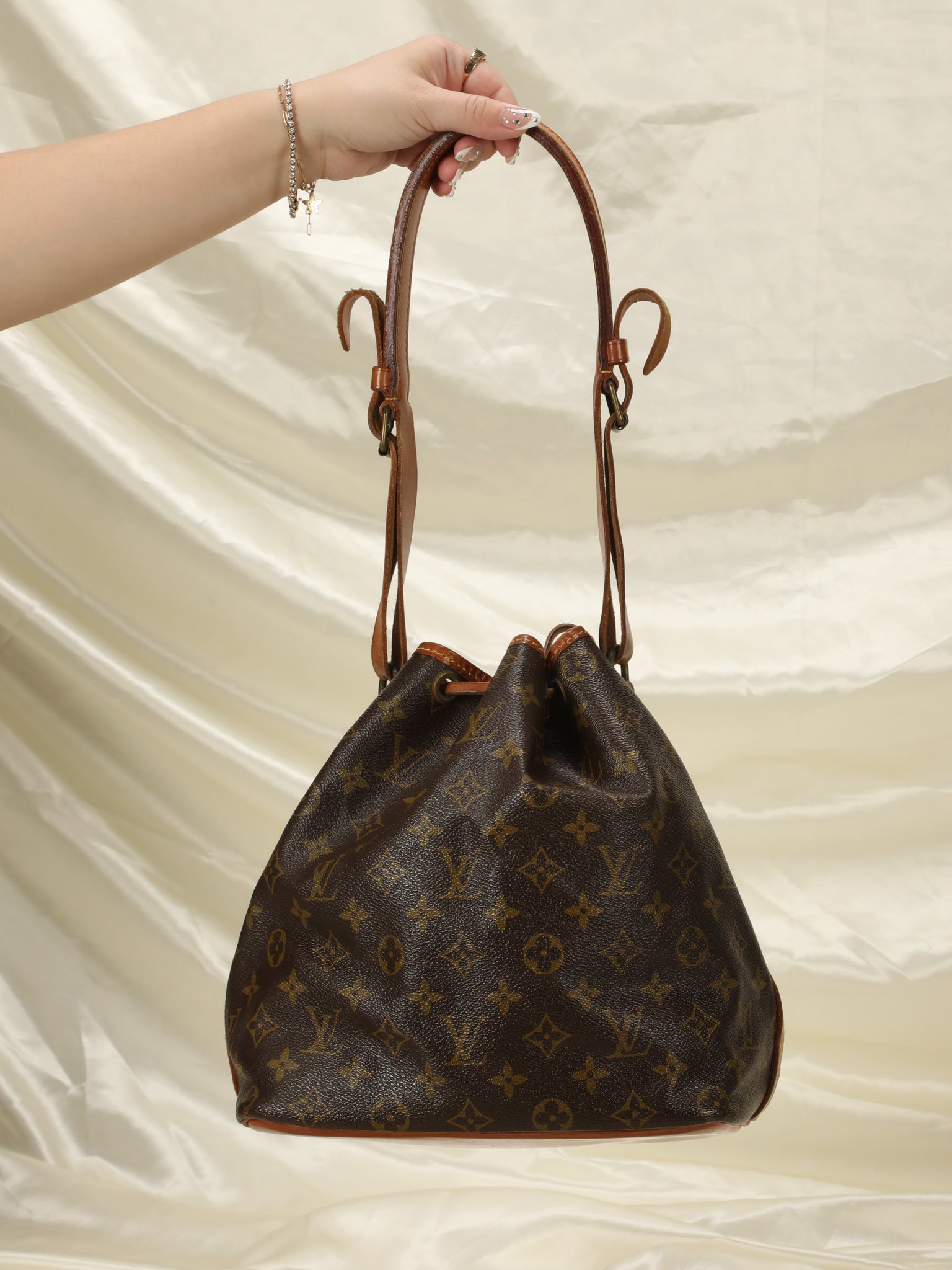 Louis Vuitton Petit Noe Drawstring Bucket Bag Shoulder Bag Monogram Brown   ShopperBoard