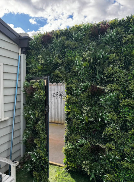 decorating fence door with artificial greenery