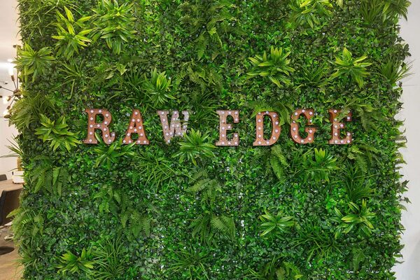 raw edge hairdresser logo