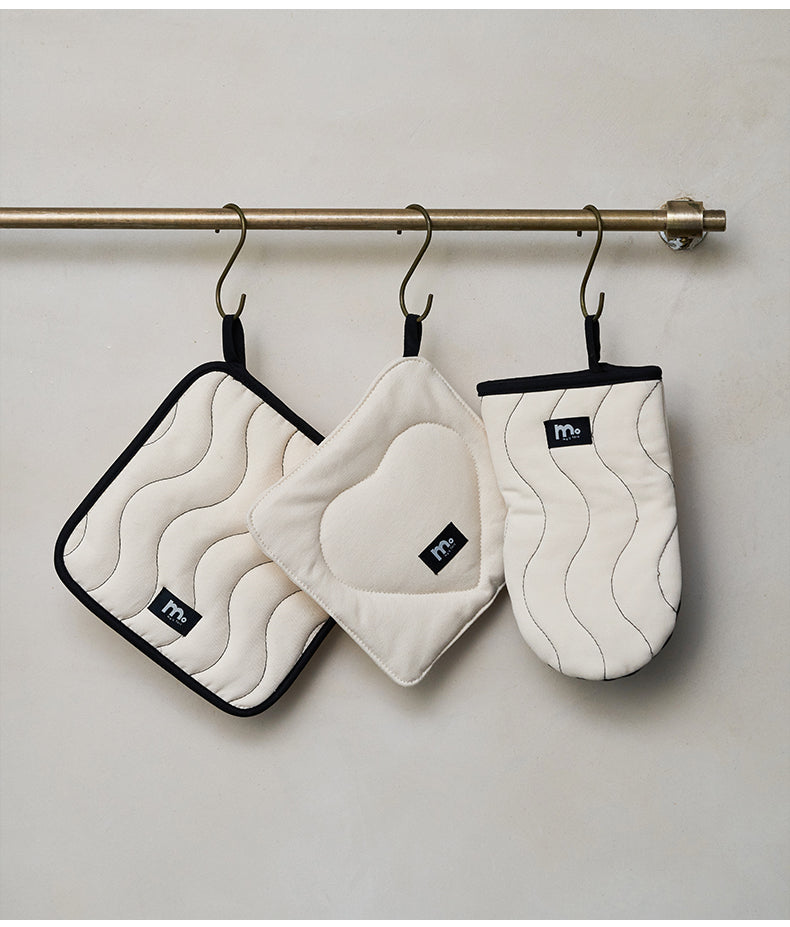 Cream white color Ins style cotton canvas quilted oven mitt, by A Bit Sleepy homeware concept store