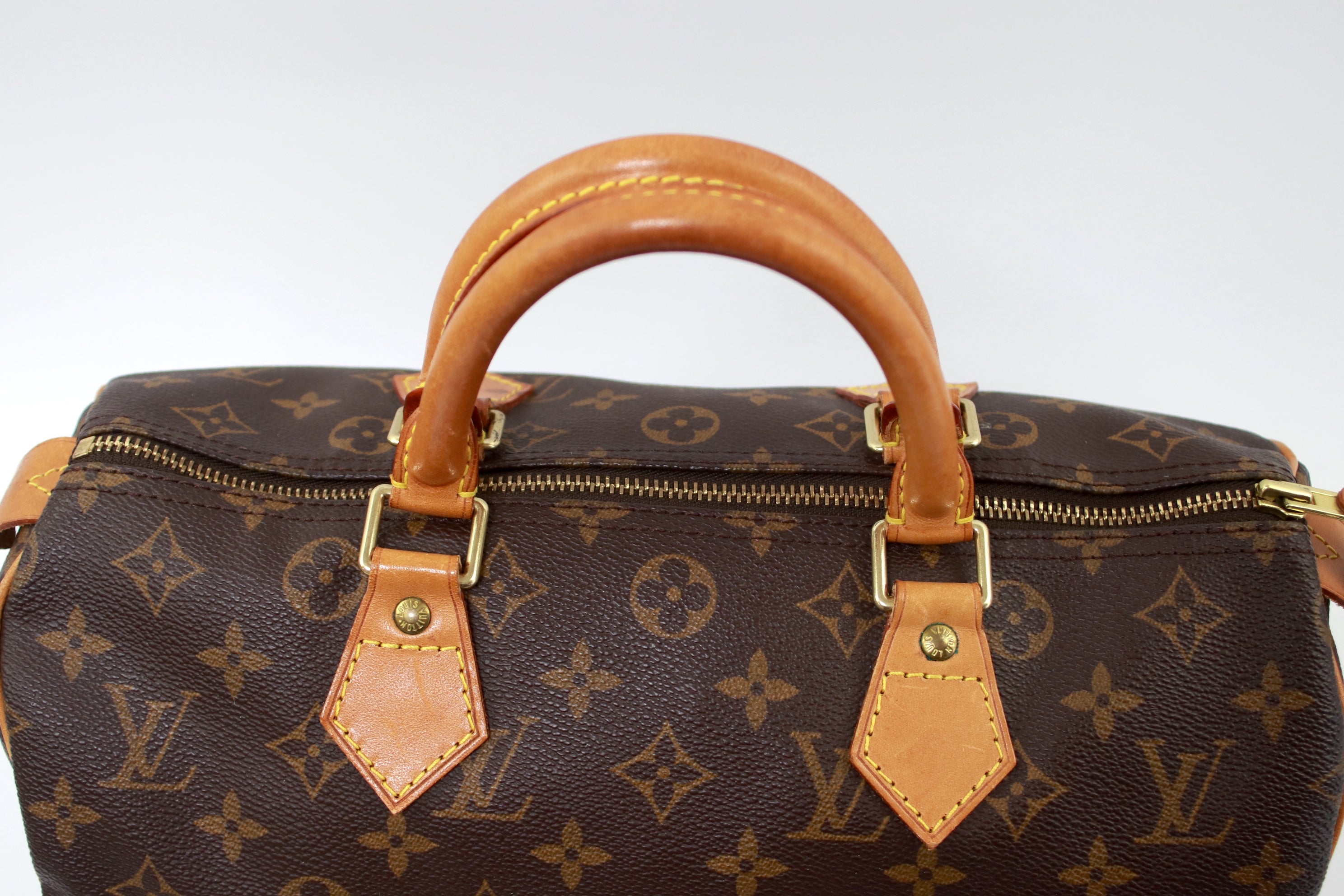 Louis Vuitton Deauville Handbag Used (6197)