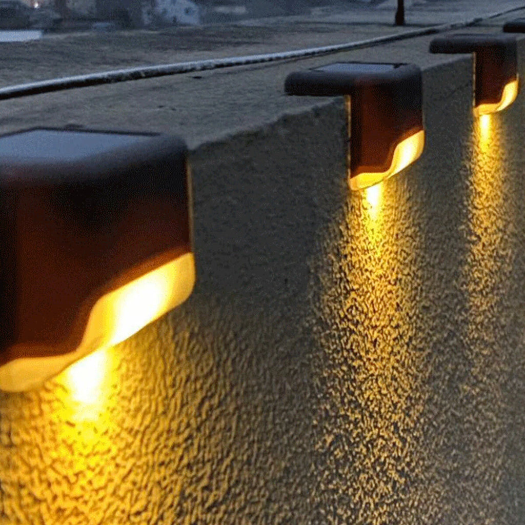 zelfstandig naamwoord nek doolhof Solar LED Buitenlamp | 4 Pak | Zonne-Energie Waterdichte Verlichting voor  Tuin, Terras of Trappen