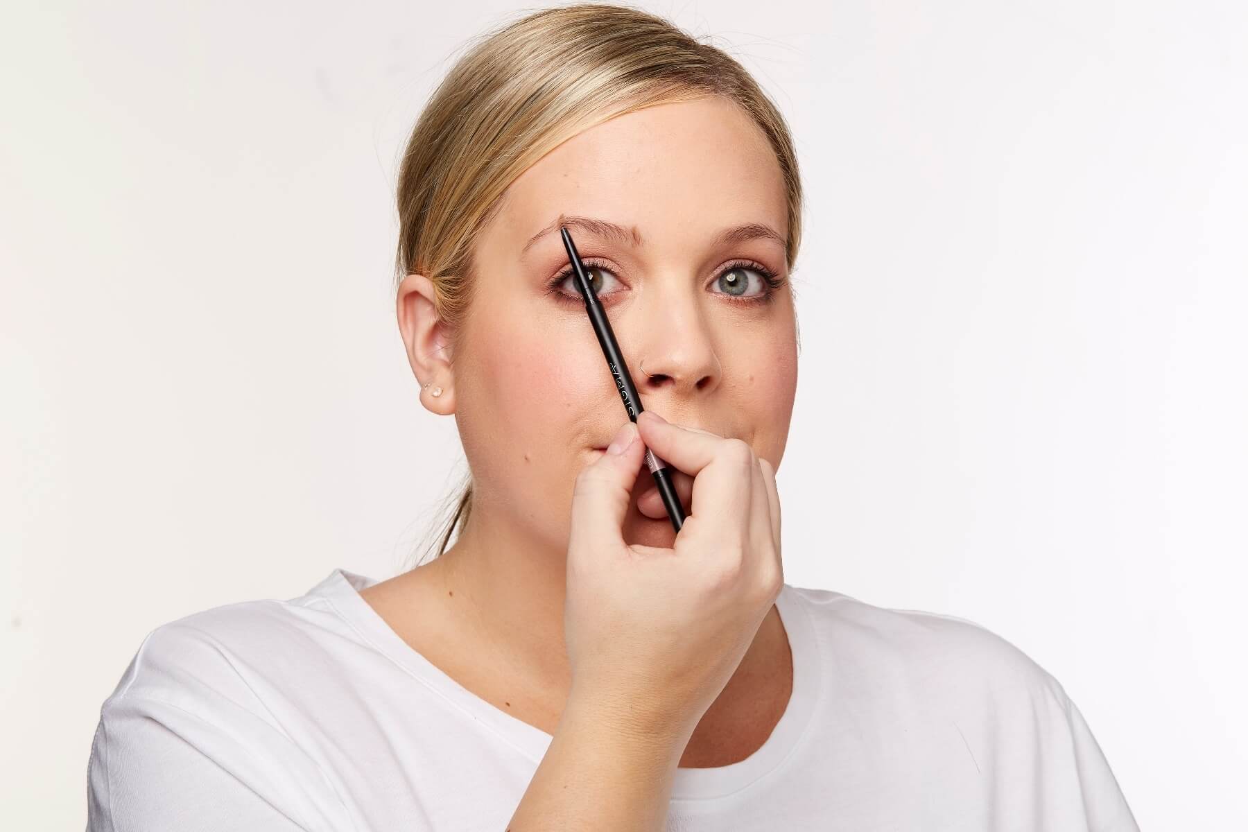 How To Make Your Brow Arch