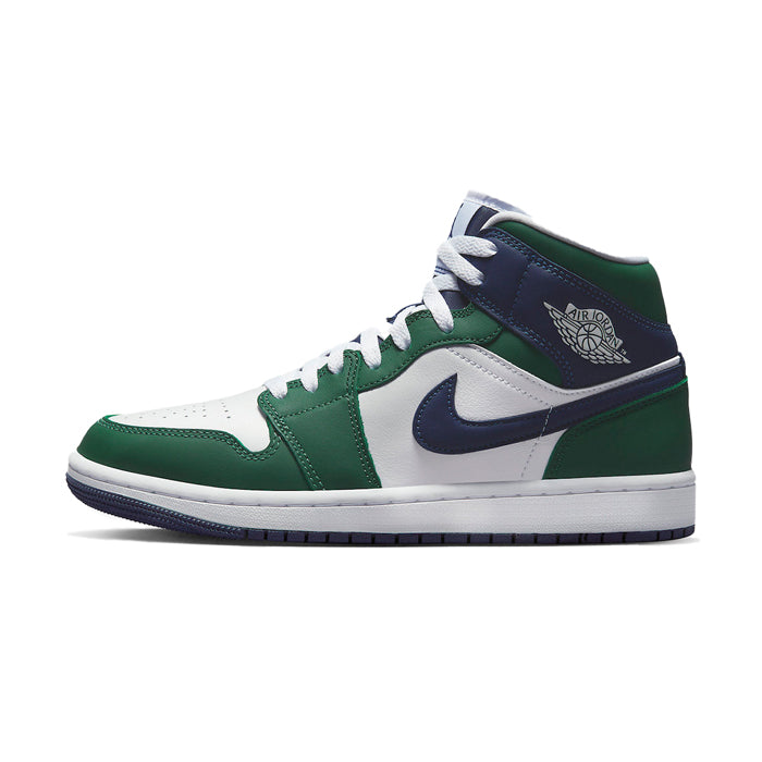 green nike air jordan