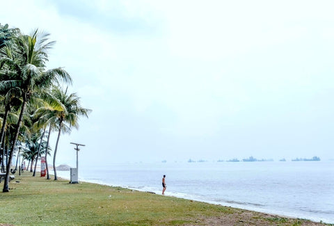 East Coast Park for a beach picnic in Singapore. Photo by Rayson Tan.