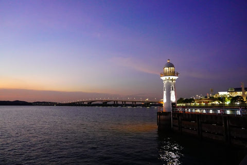 Raffles Marina Lighthouse. Photo by Danny Lee.
