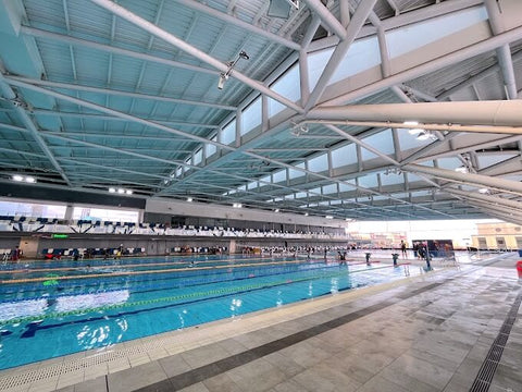 Tampines indoor swimming complex. Photo by Ngô Quang Đông.