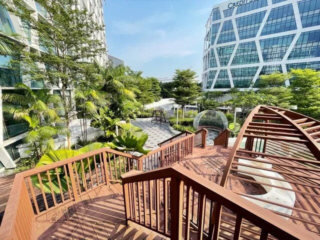 Treehouse Trail located within Changi City Point, semi-indoors but stunning nonetheless. Photo by daniaexperiences at trip.com.